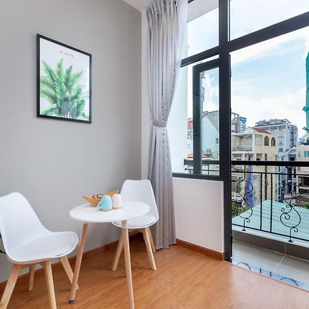 Cozrum Homes Ly Chinh Thang Хошимин Экстерьер фото