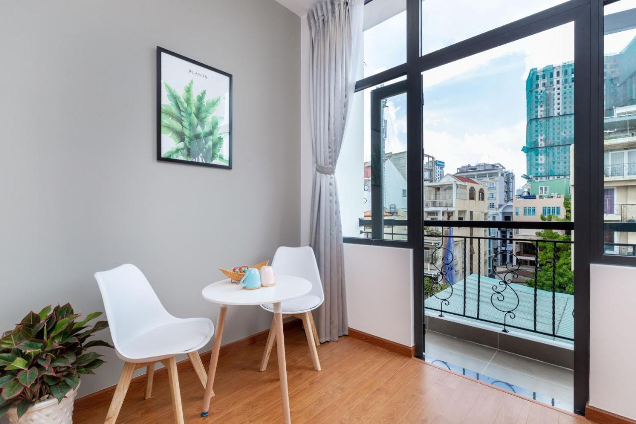 Cozrum Homes Ly Chinh Thang Хошимин Экстерьер фото
