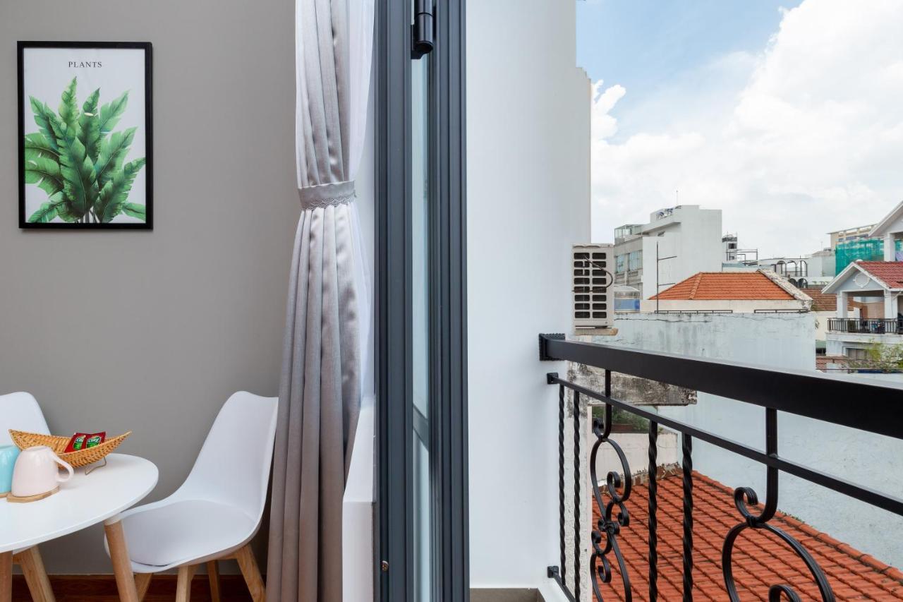 Cozrum Homes Ly Chinh Thang Хошимин Экстерьер фото