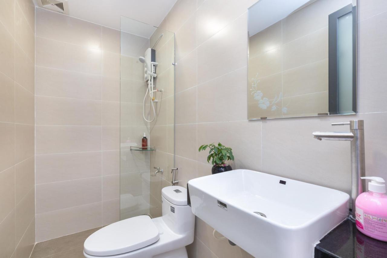 Cozrum Homes Ly Chinh Thang Хошимин Экстерьер фото